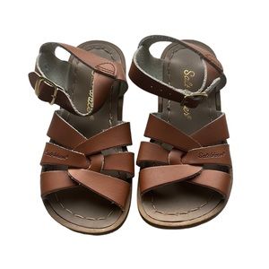 Saltwater sandals kids size 10